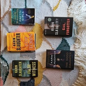 TWO Books by New York Times Bestselling Author, Karin Slaughter (Myster…